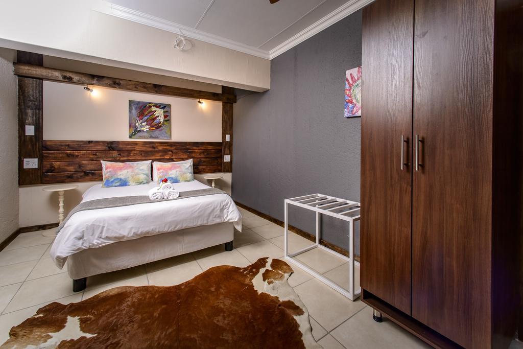 Zebrina Guest House Mbombela Екстер'єр фото